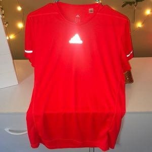 Athletic t shirt